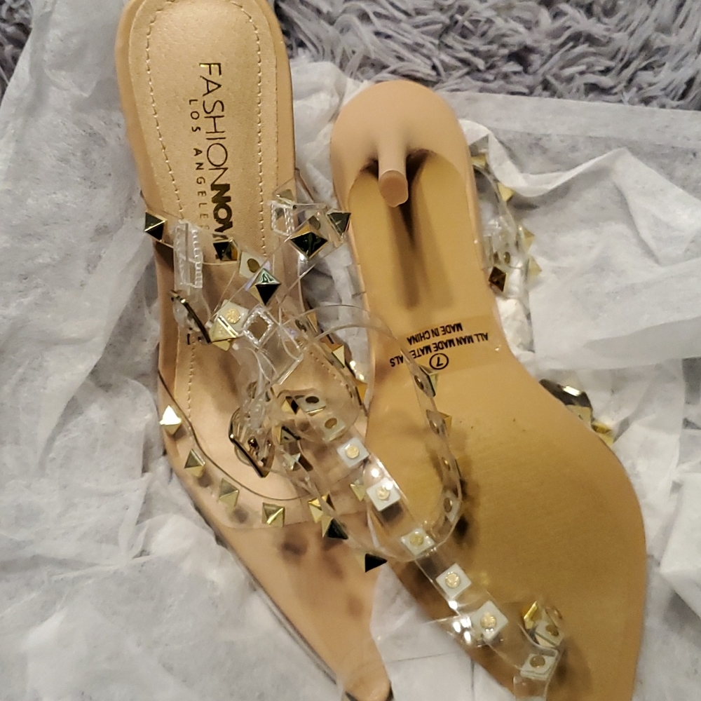 Fashion nova shoes clear and gold new size 7 no tags